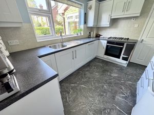 Kitchen- click for photo gallery